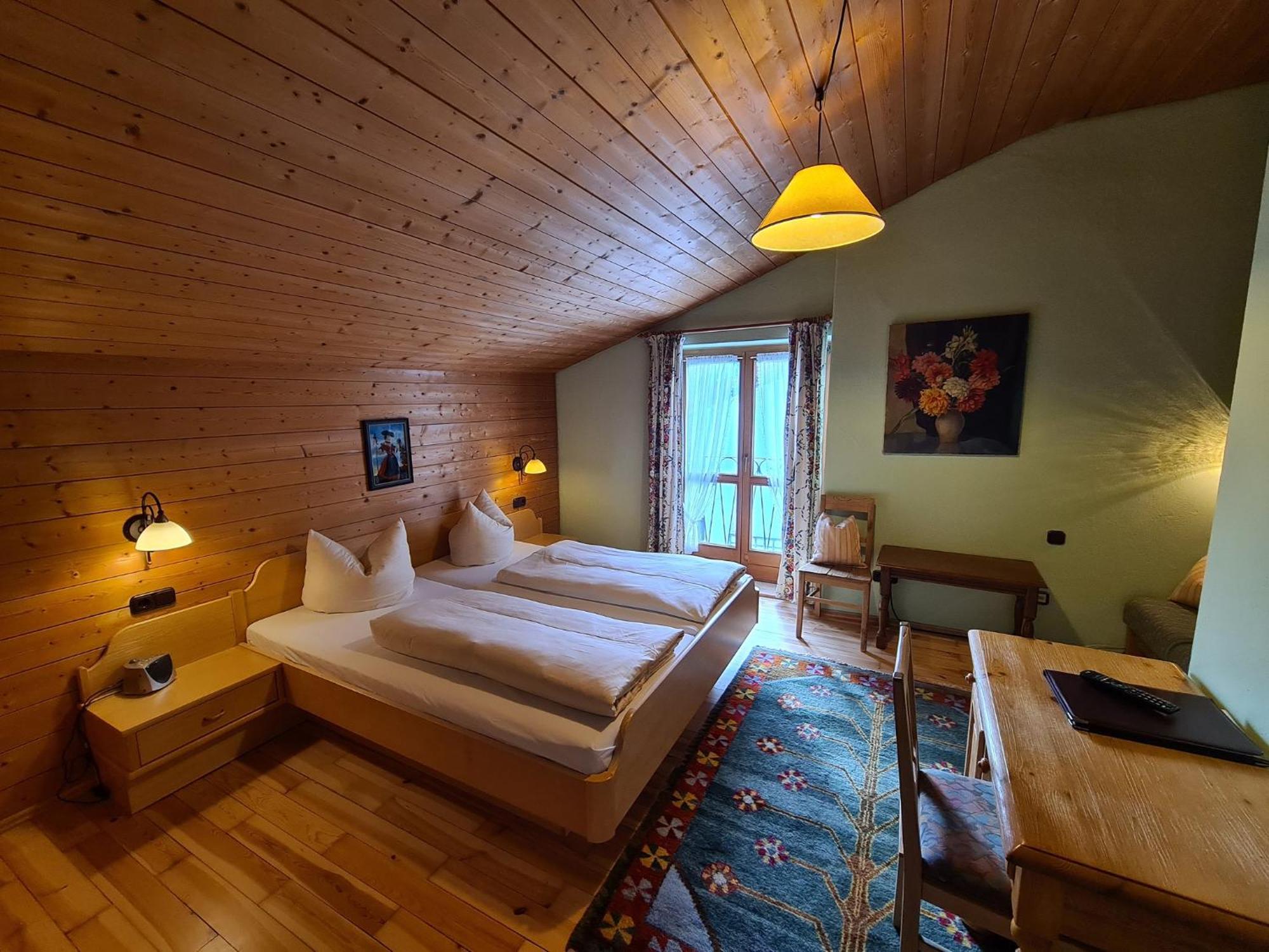 Hotel Altwirt Ленгрис Екстериор снимка