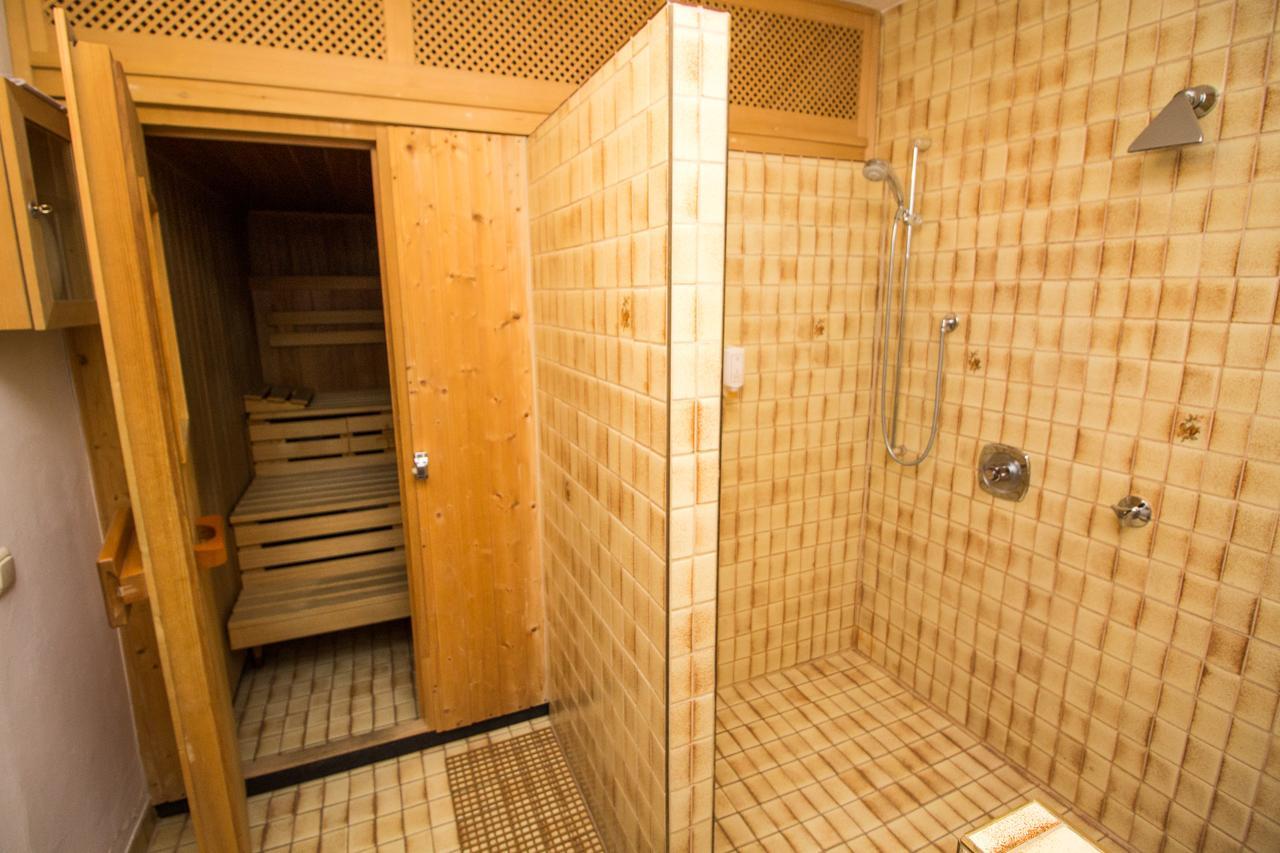 Hotel Altwirt Ленгрис Екстериор снимка